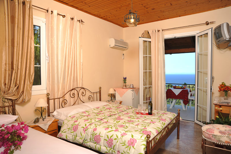 fiore hill studios zakynthos