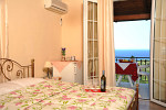 fiore hill studios zakynthos